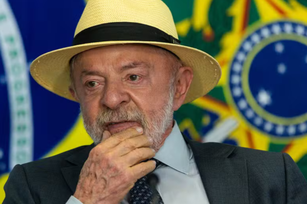 Lula-reavalia-rota-e-pode-endurecer-discurso-sobre-Lulinha
